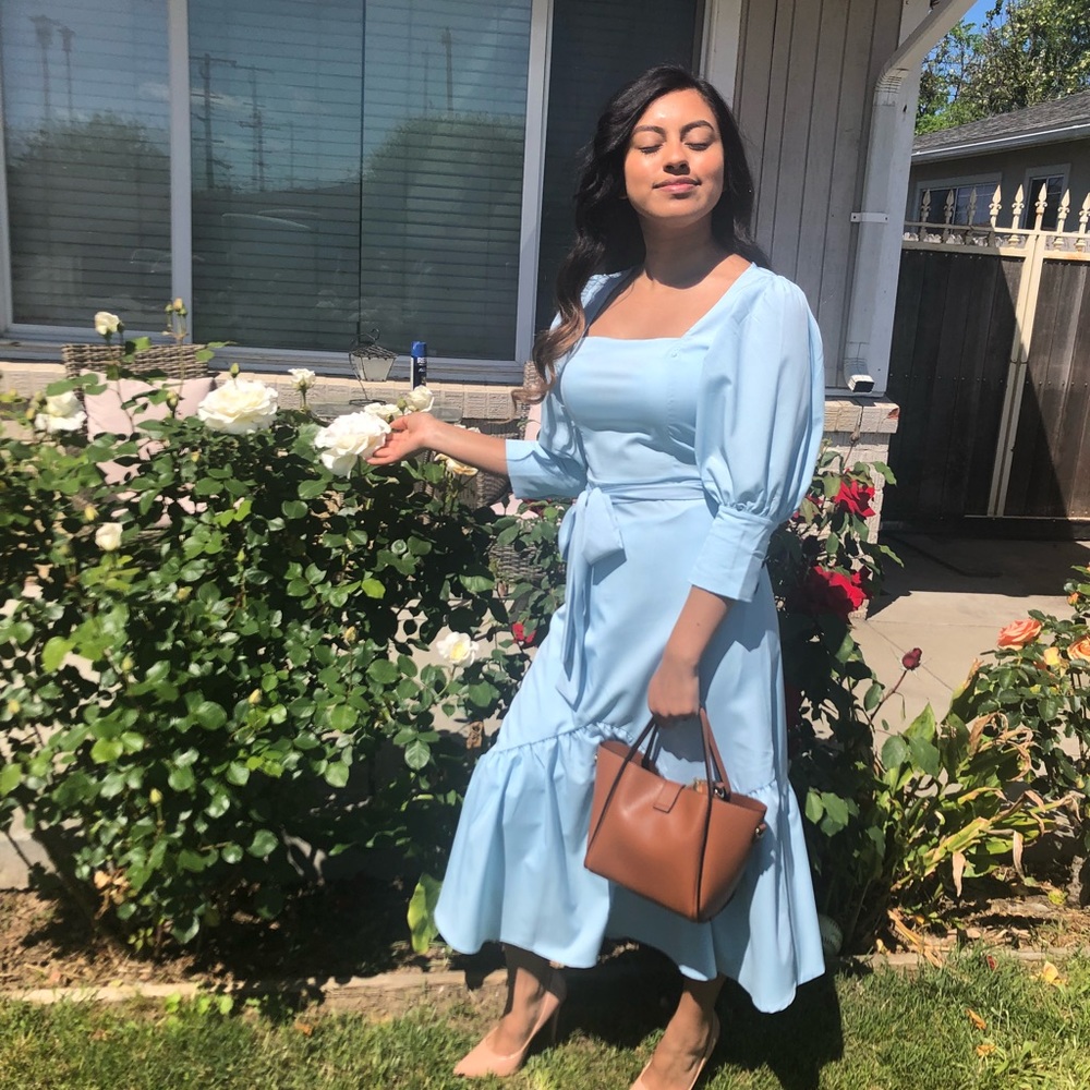 Baby blue dress: I’m 5”1 and weigh 112